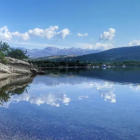 Park Apartment Pridraga